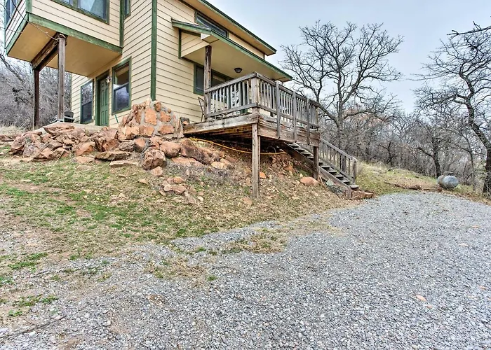 Medicine Park Cabin Rental W/ Mountain View